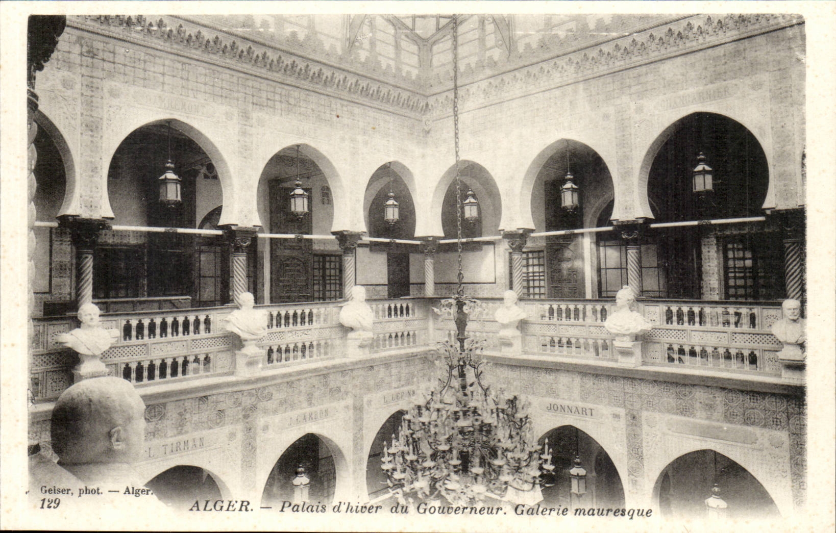 Algerie Alger CPA Palais d'hiver du gouverneur Galerie mauresque