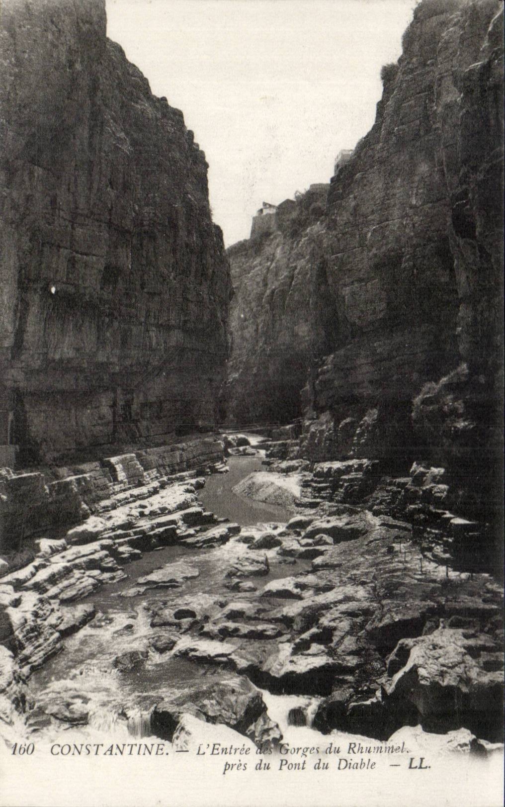 Constantine — L'Entrée des Gorges du Rhummel près du Pont du Diable — LL. n° 160