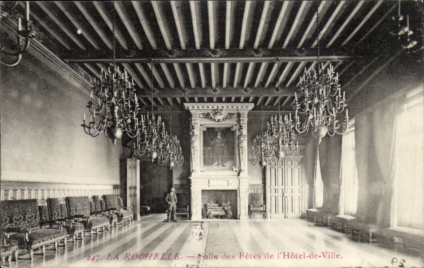 La Rochelle — Salle des Fêtes de l'Hôtel-de-Ville — éditeur anonyme, n° 247