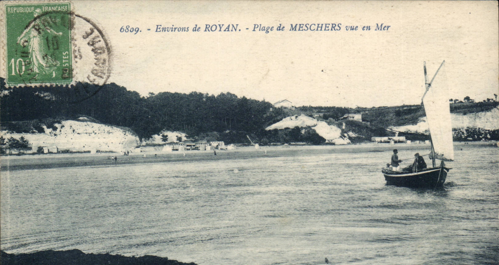 Plage de MESCHERS vue en Mer — Environs de ROYAN — Édition artistique R. Bergevin, n°6809