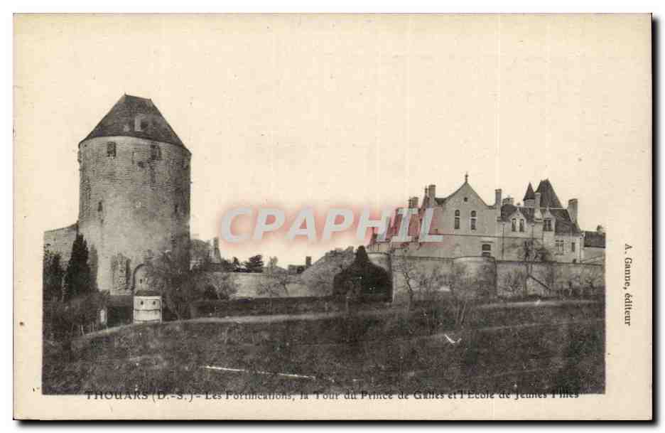 Thouars (D.-S.) — Les Fortifications, la Tour du Prince de Galles et l'École de Jeunes Filles — A. Ganne, éditeur