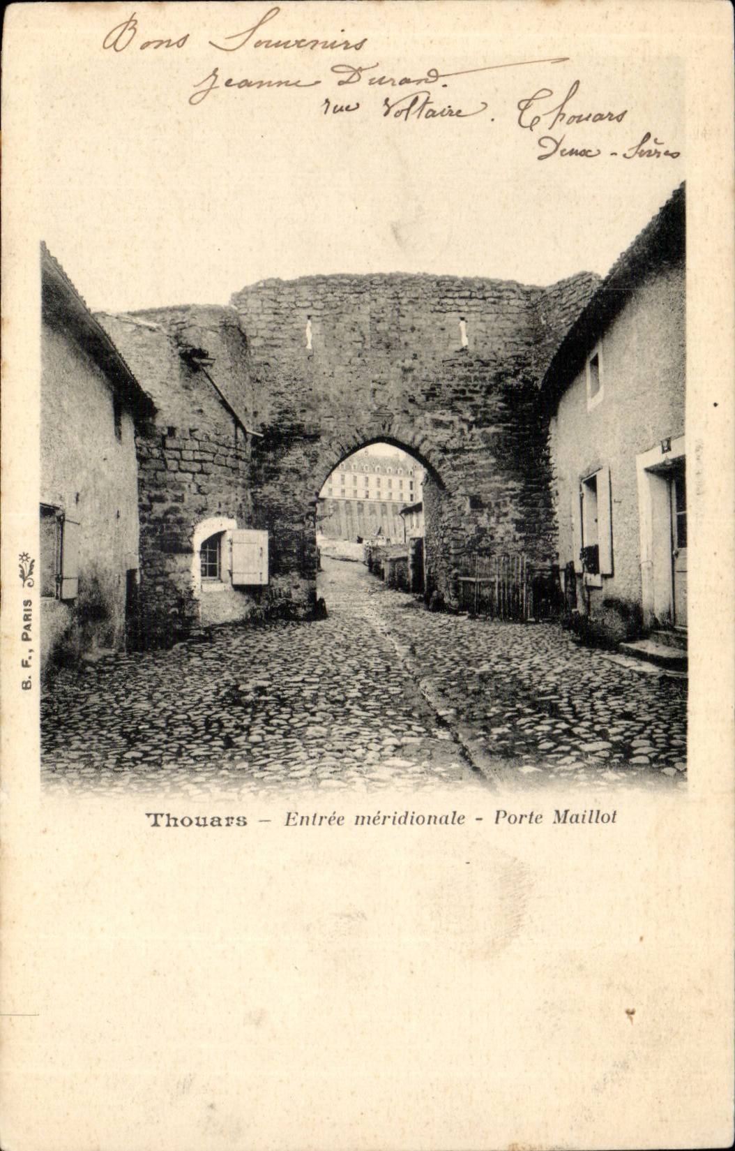 Thouars — Entrée méridionale - Porte Maillot — B. F. PARIS