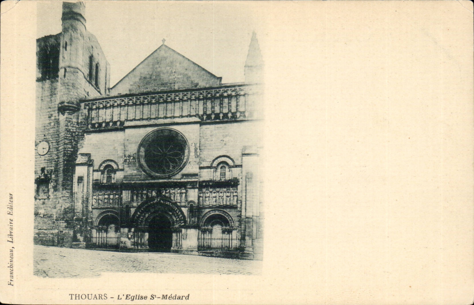 Thouars - L'Église Saint-Médard — Franchineau, Libraire Éditeur
