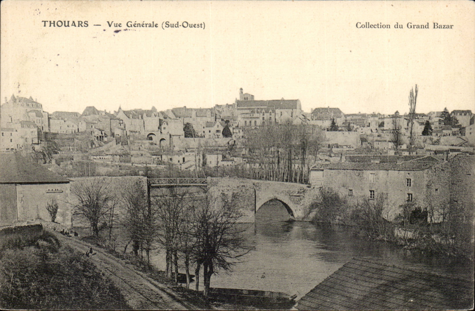 Thouars — Vue Générale (Sud-Ouest) — Collection du Grand Bazar