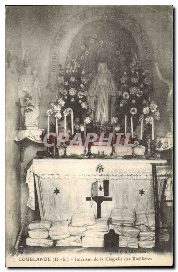 Loublande CPA Interieur de la chapelle des Rinfilieres