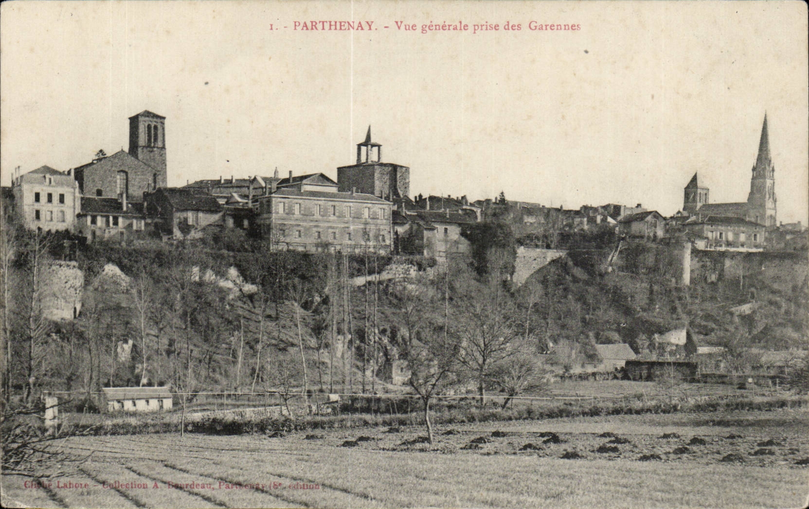 Parthenay — Vue générale prise des Garennes — Éditeur Lahere, Collection A. Bourdeau (87, Chinois)