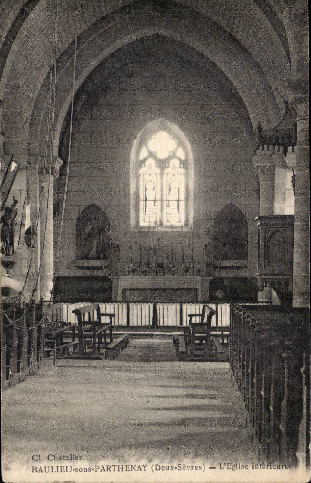 Baulieu sous Parthenay CPA l'eglise interieure