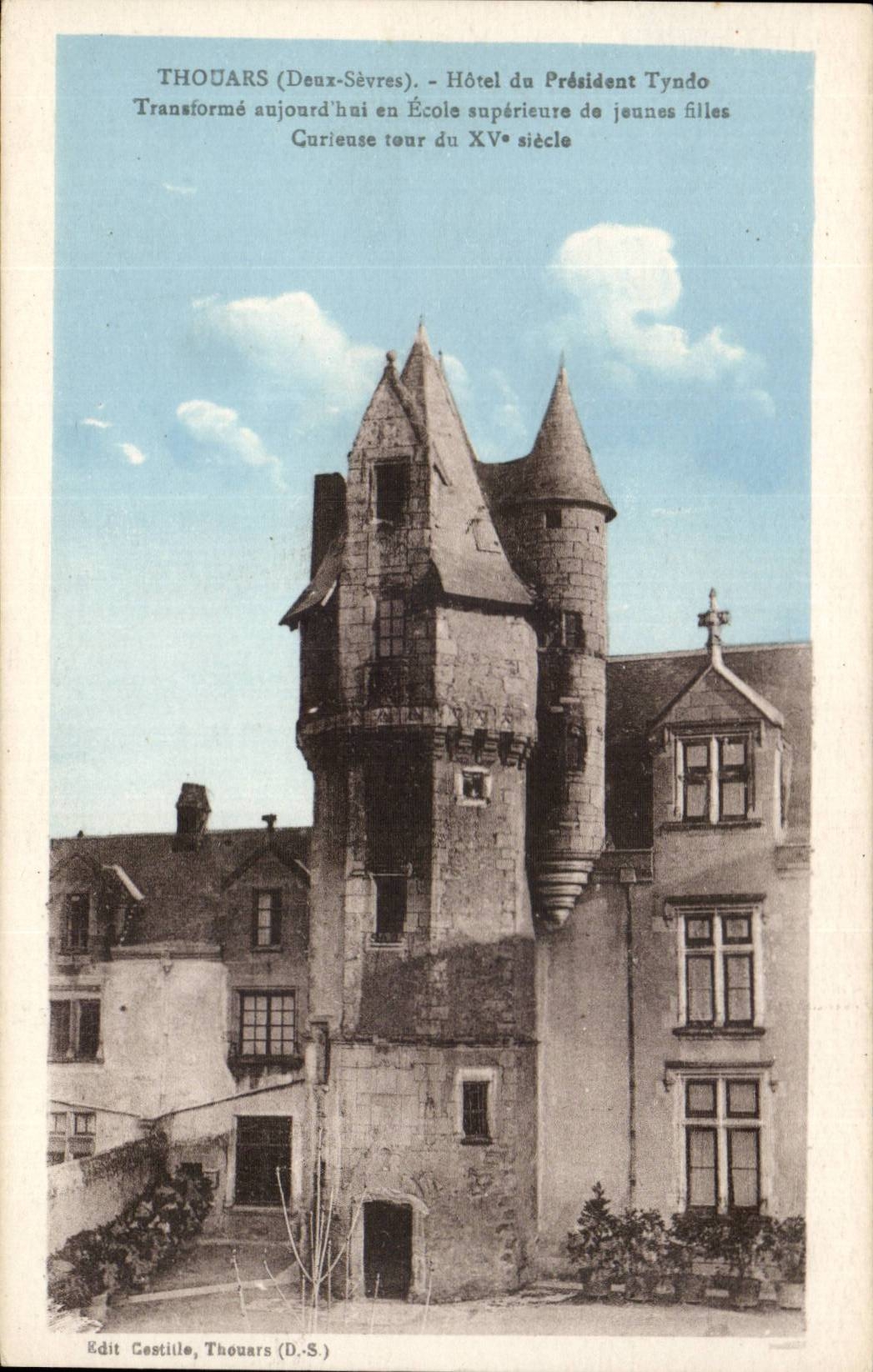 Thouars CPA Hotel du president tyndo Ecoel de jeunes filles
