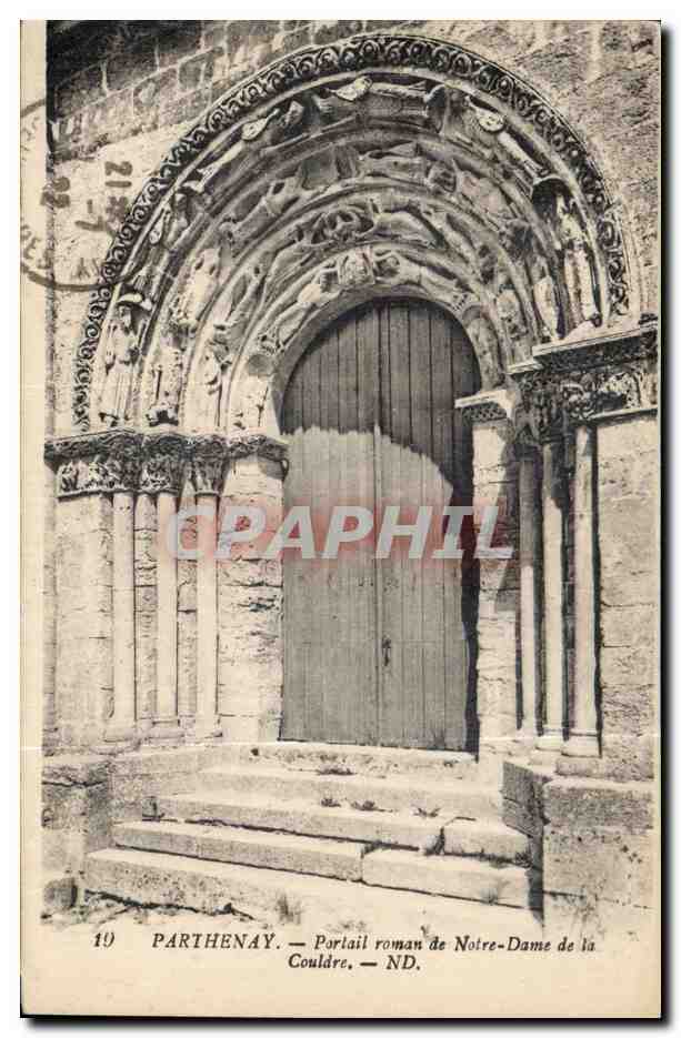 Parthenay CPA Portail roman de Notre Dame de la Couldre