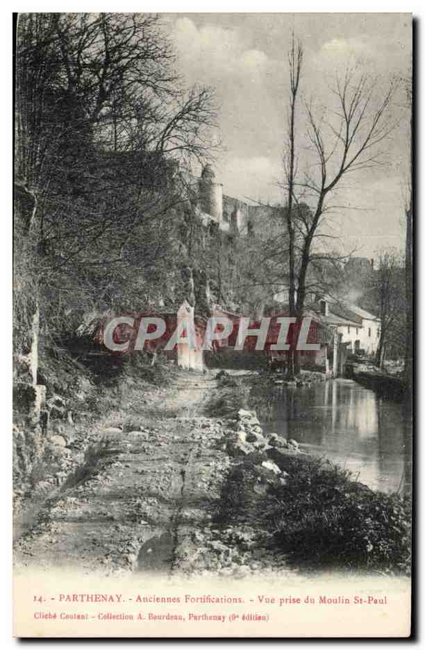 Parthenay - Anciennes Fortifications - Vue prise du Moulin St-Paul