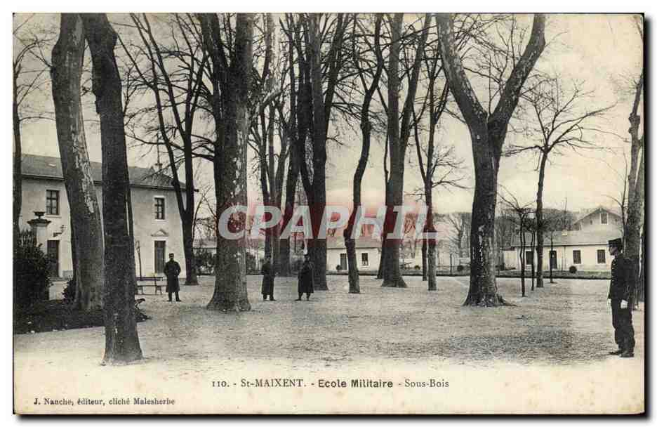 Saint Maixent CPA Ecole militaire Sous bois