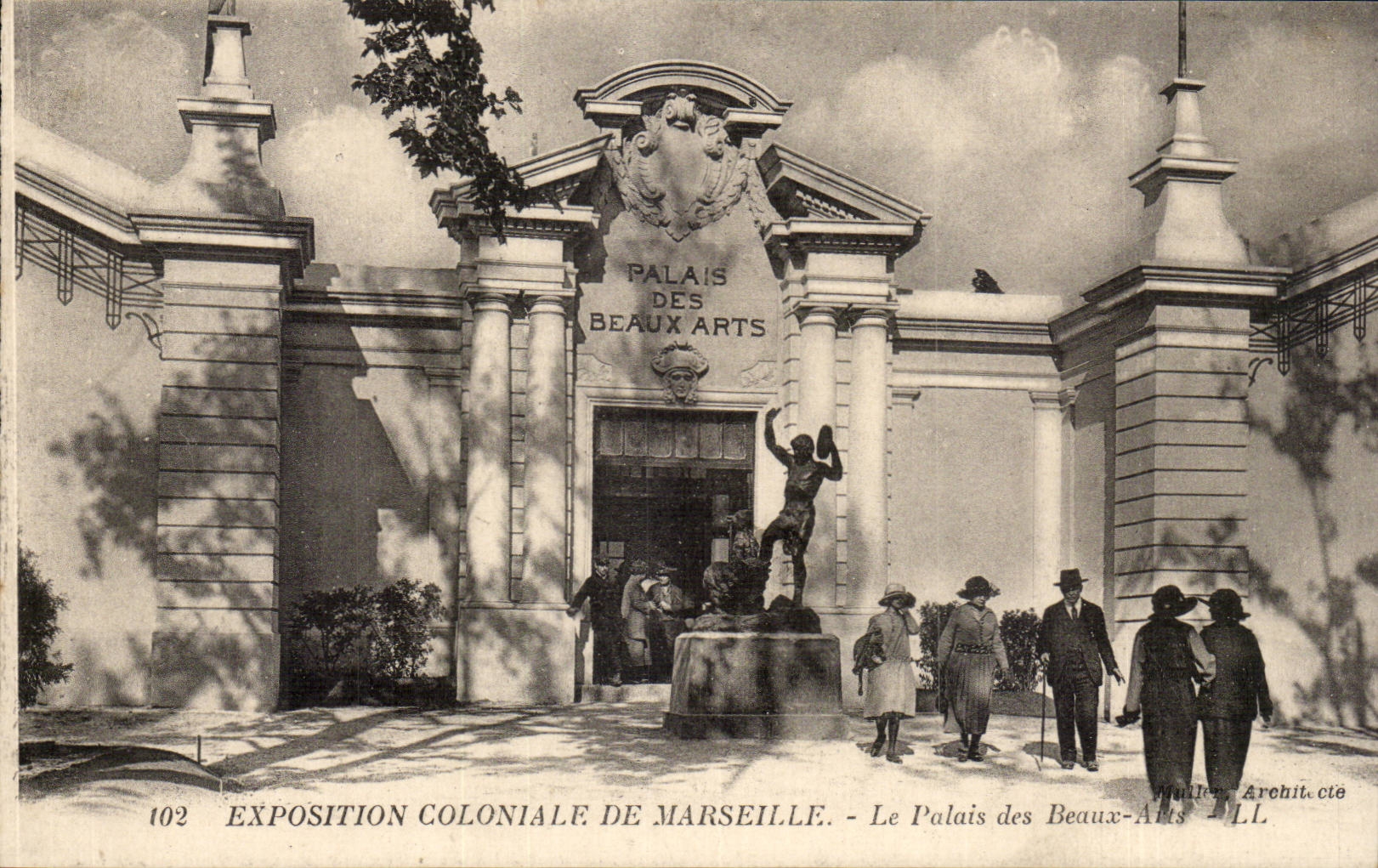 CPA Exposition coloniale de Marseille le palais des Beaux arts