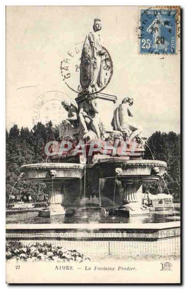 Nimes CPA La fontaine Pradier