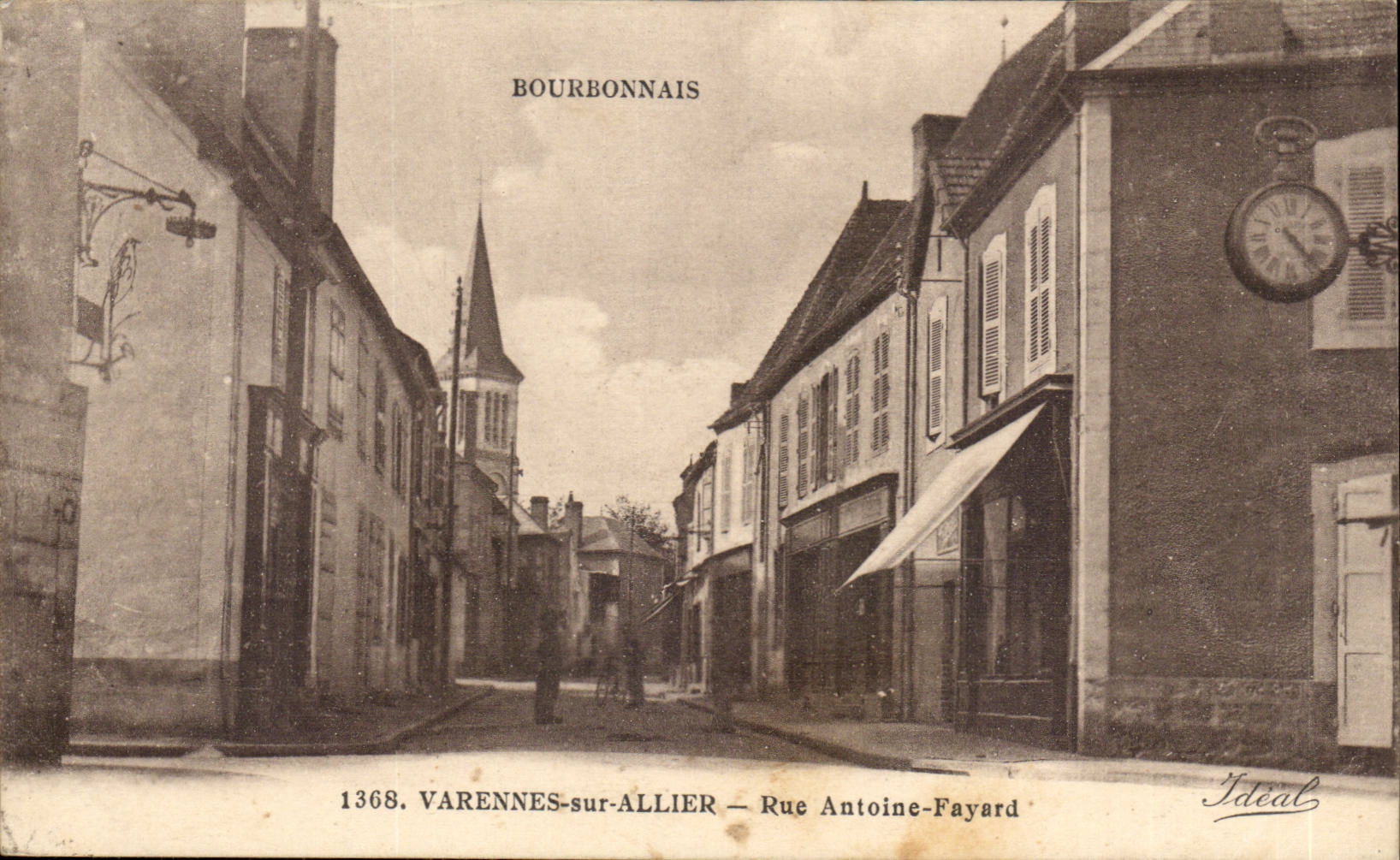 Varennes-sur-Allier — Rue Antoine-Fayard — Ideal, n°1368