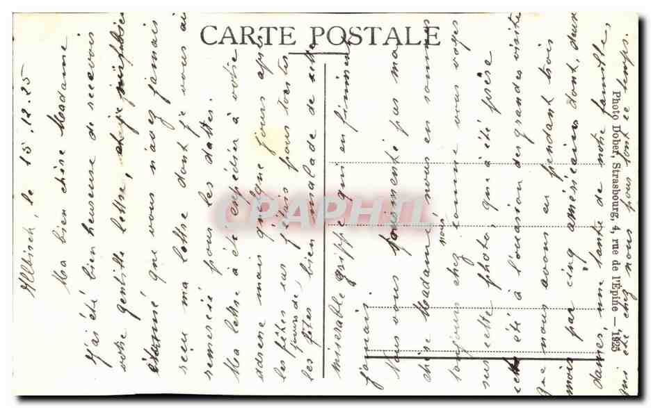 Villa à Héllinich — vue de la façade avec jardin et visiteurs — éditeur non identifié — Reverso