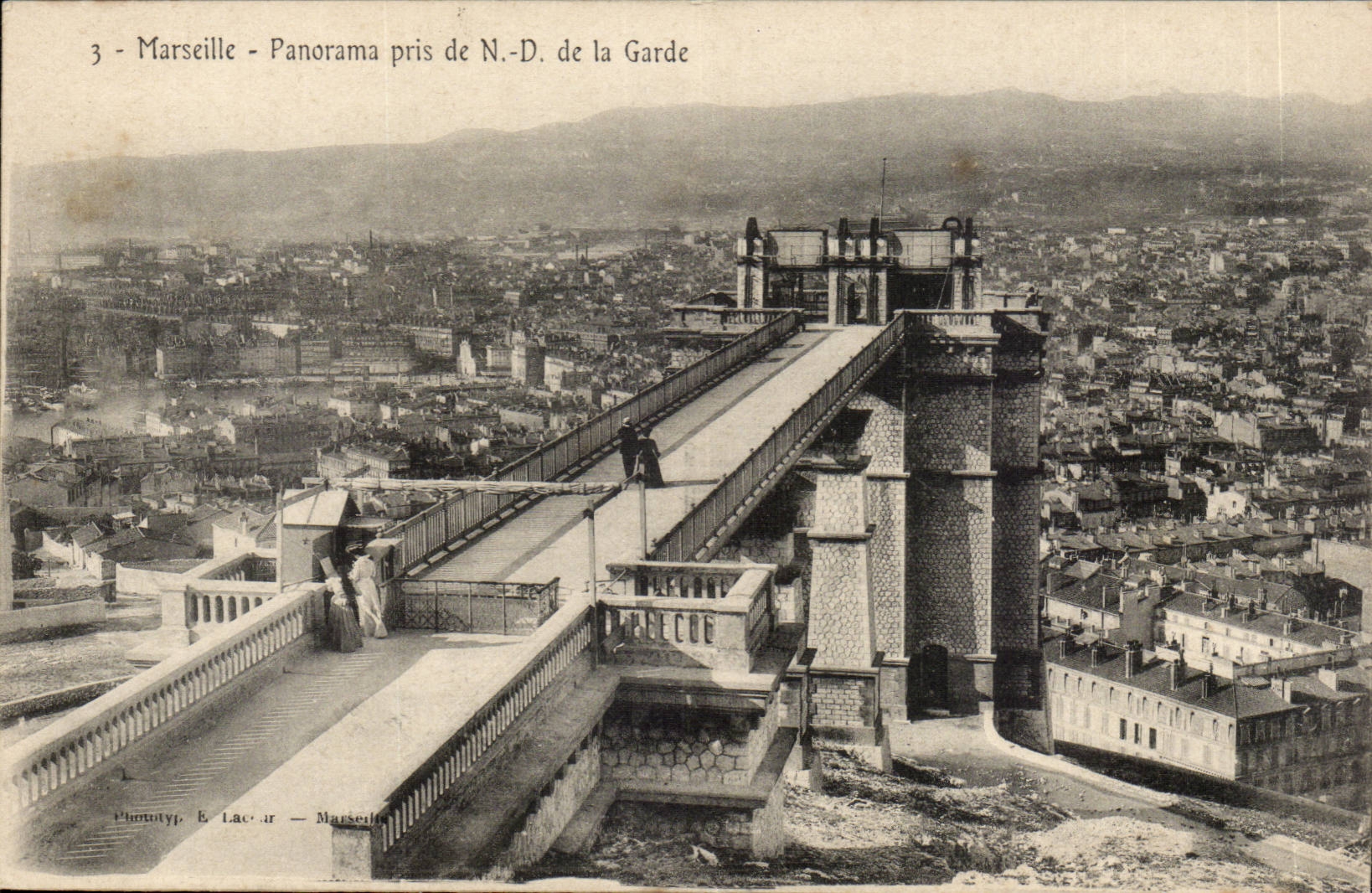 Marseille CPA Panorama pris de ND de la Garde