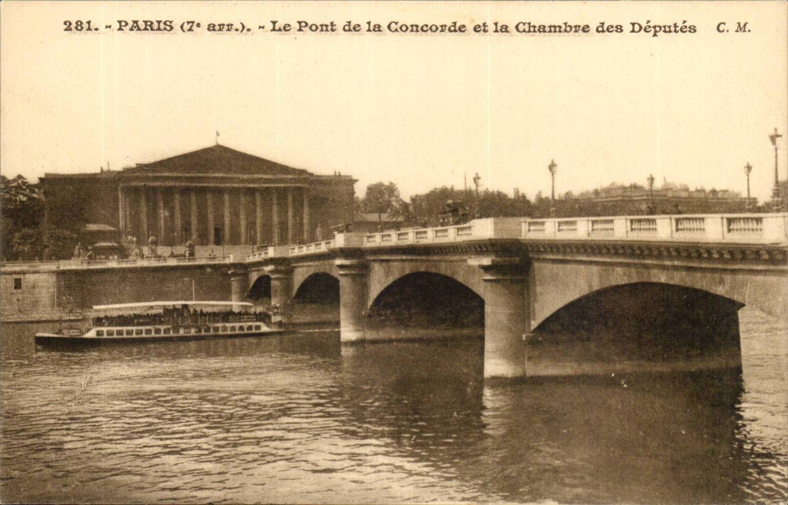 Paris CPA Le pont de la concorde et la chambre des deputes