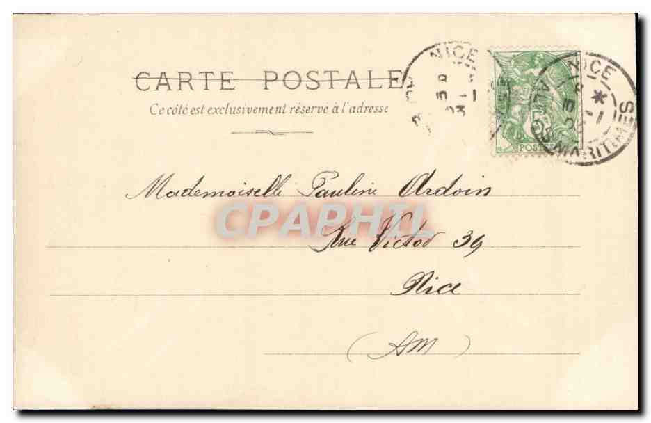 Femme en robe drapée — scène naturelle — Renlinger Paris, série N°12 — Reverso