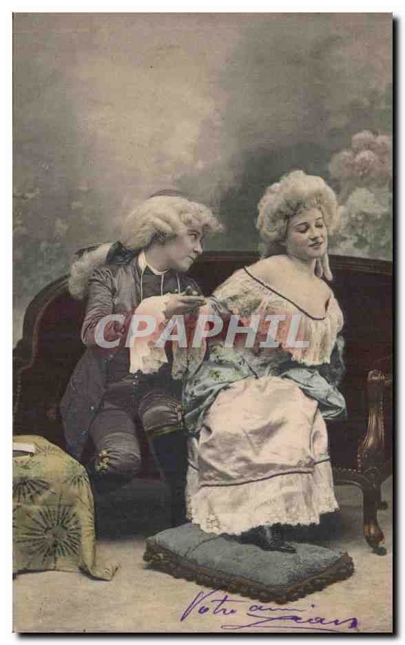 Jeune homme et jeune femme en costume d'époque — Votre ami G. — éditeur Votre ami G. (série non visible)