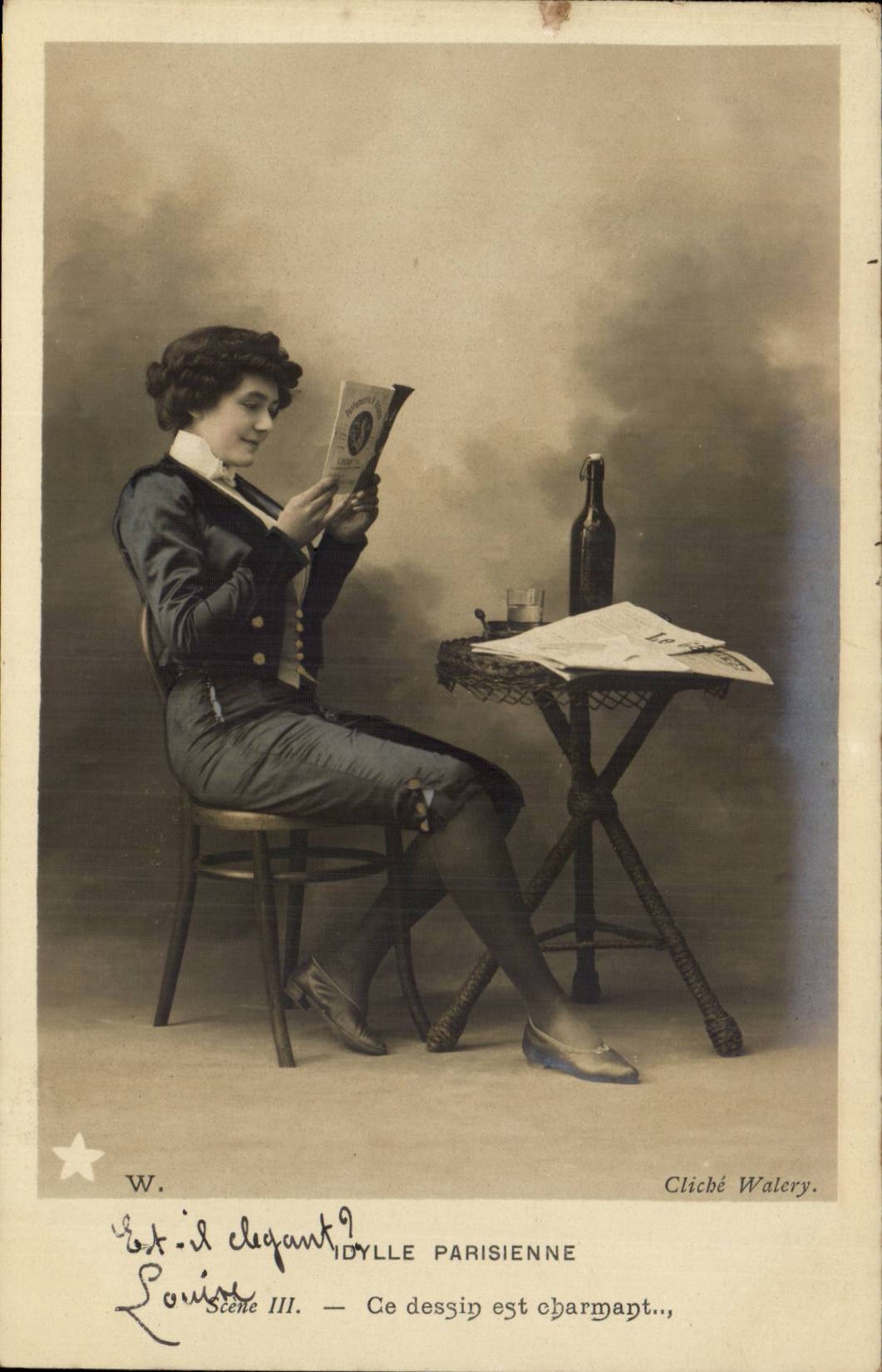 Jeune femme élégante lisant un journal — Idylle Parisienne, scène III — Cliché Walery