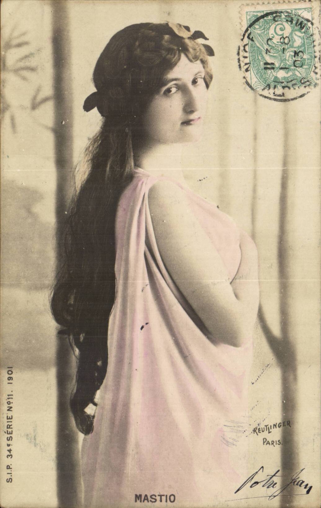 Donna in abito rosa — S.I.P. Serie No.11, 1901 — Reutlinger Paris