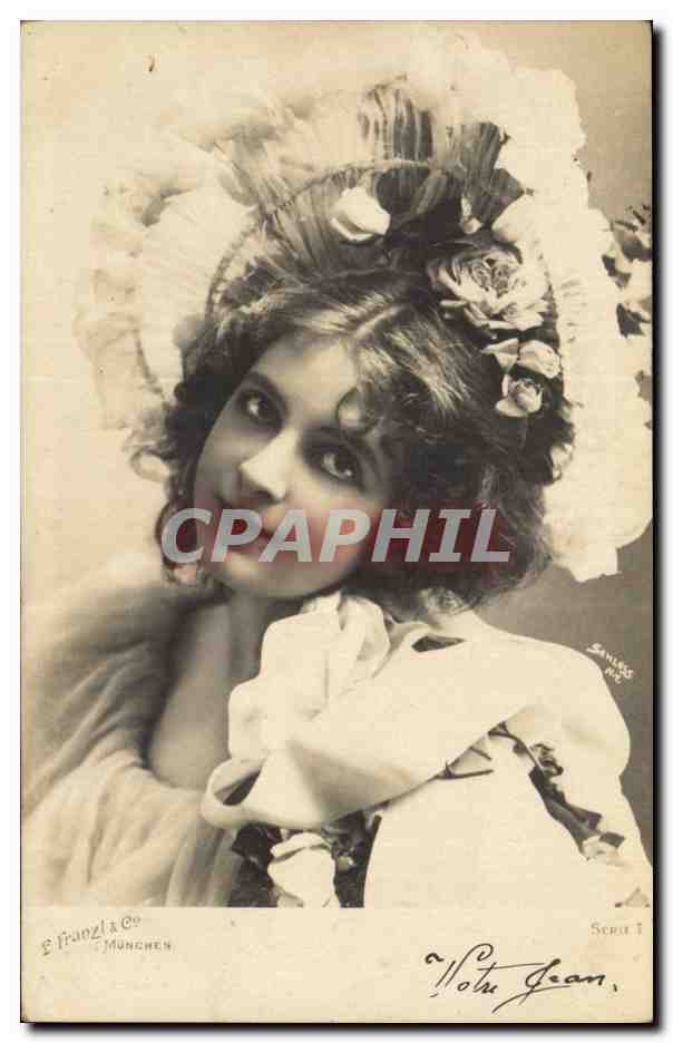 Jeune femme en chapeau fleuri — Munich — Franzlik & Co, Munich, série 1