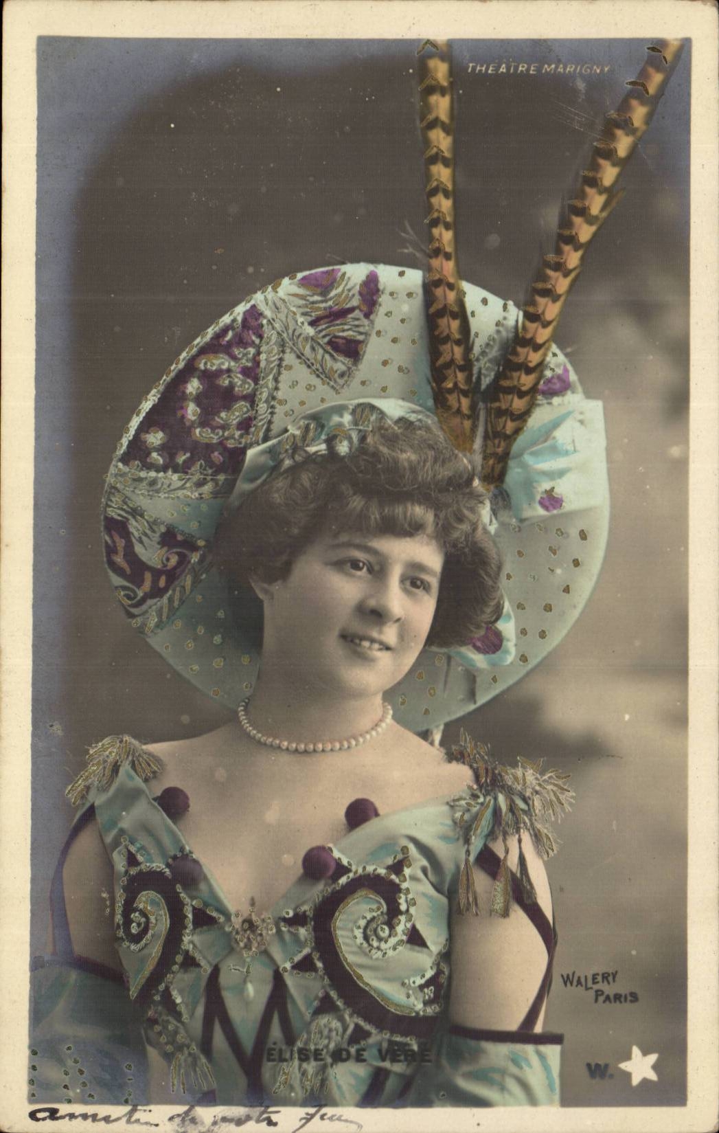 Élise de Vére — Teatro Marigny — Walery Paris