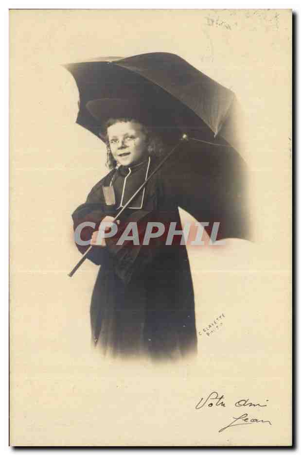 CPA Fantaisie Enfant pretre