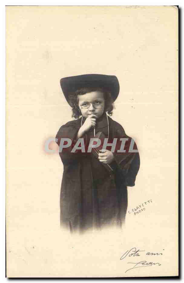 CPA Fantaisie Enfant pretre
