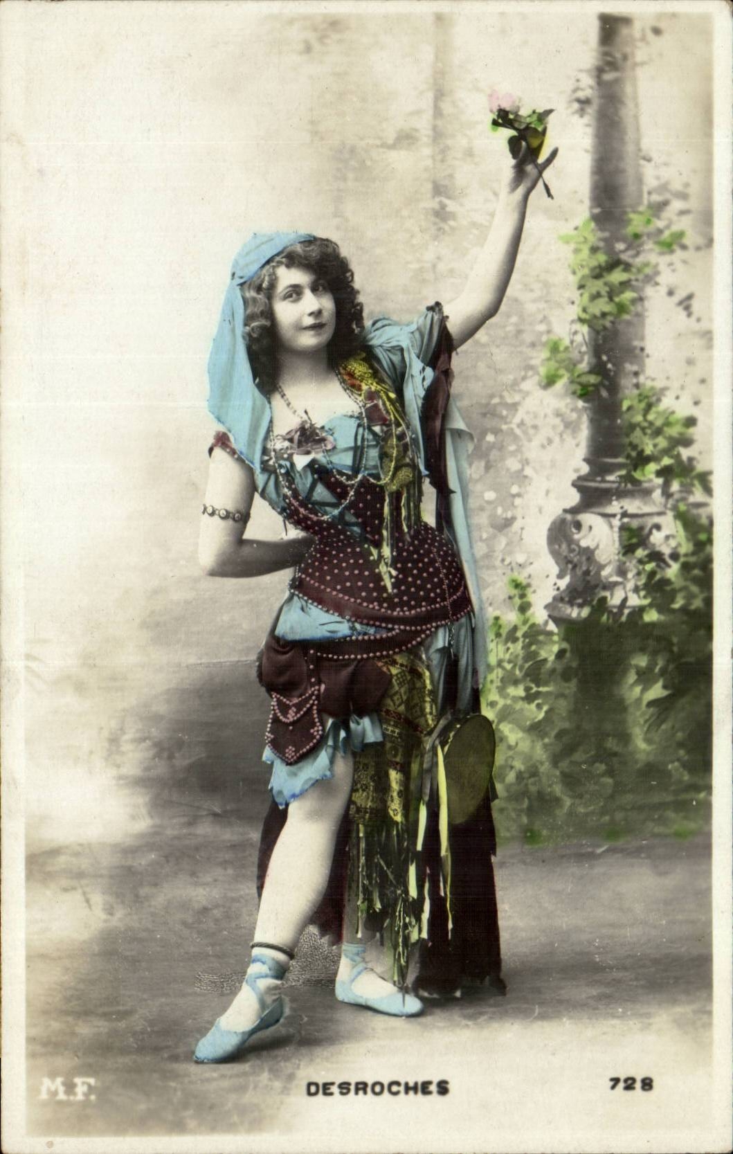 Ballerina in costume orientale — Desroches — M.F. 728