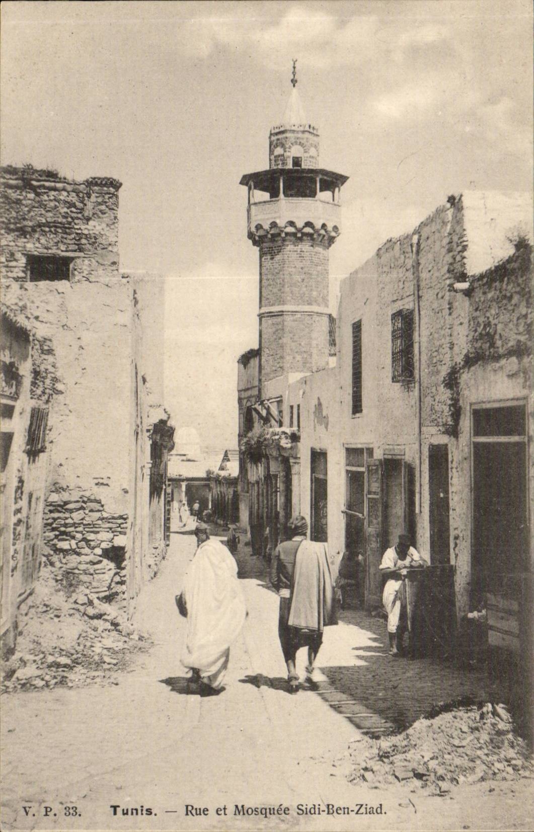 Tunisie Tunis CPA Rue et mosquee Sidi Ben Ziad