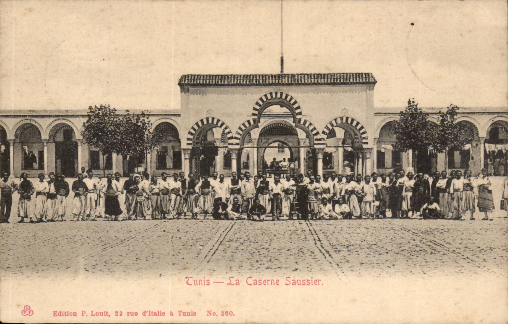Tunisie Tunis CPA La caserne saussier