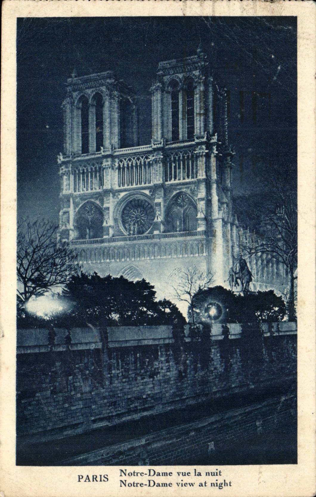 Paris CPA Notre Dame vue la nuit