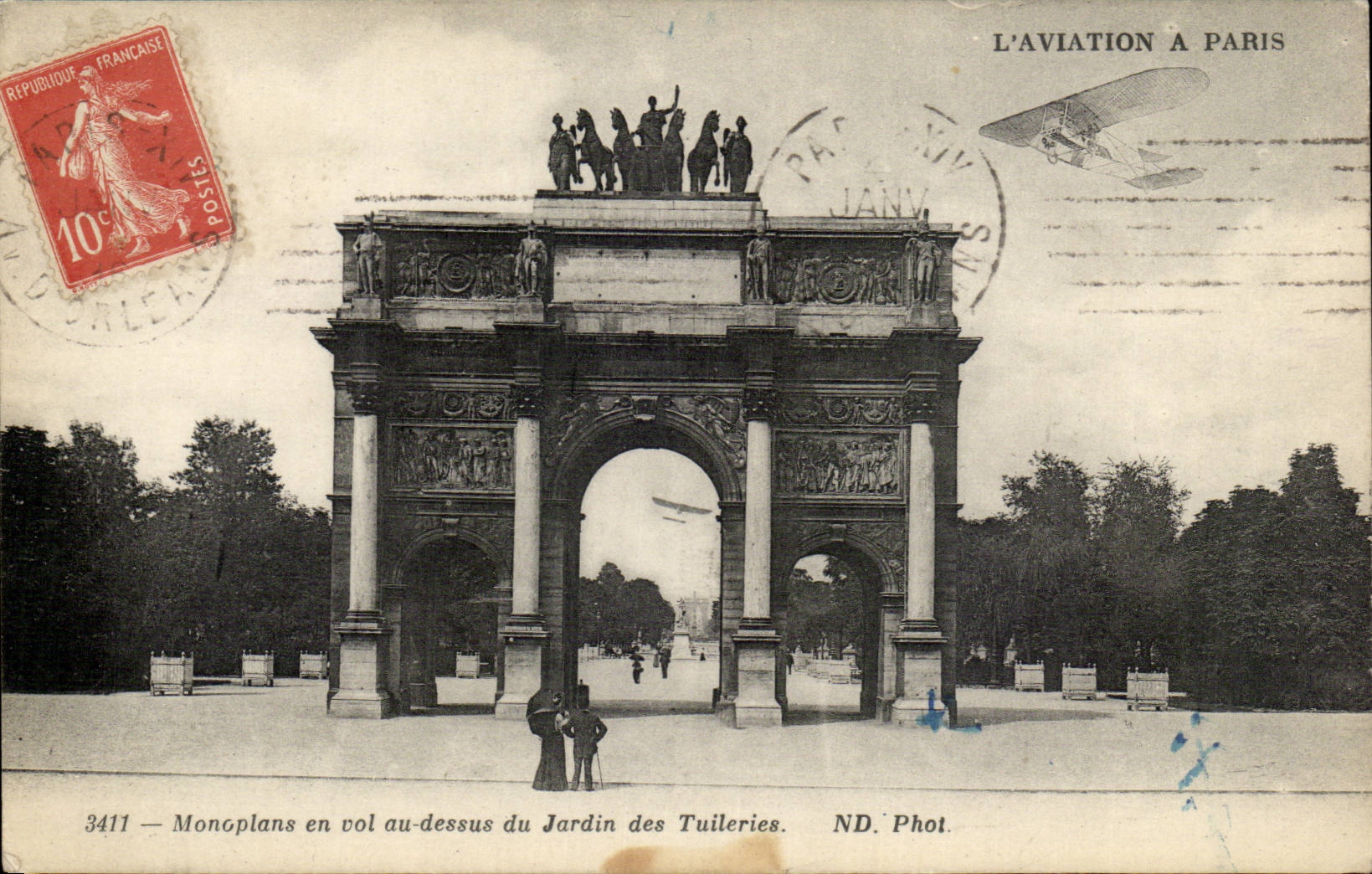 Paris CPA Monoplans en vol au dessu du jardin des Tuileries