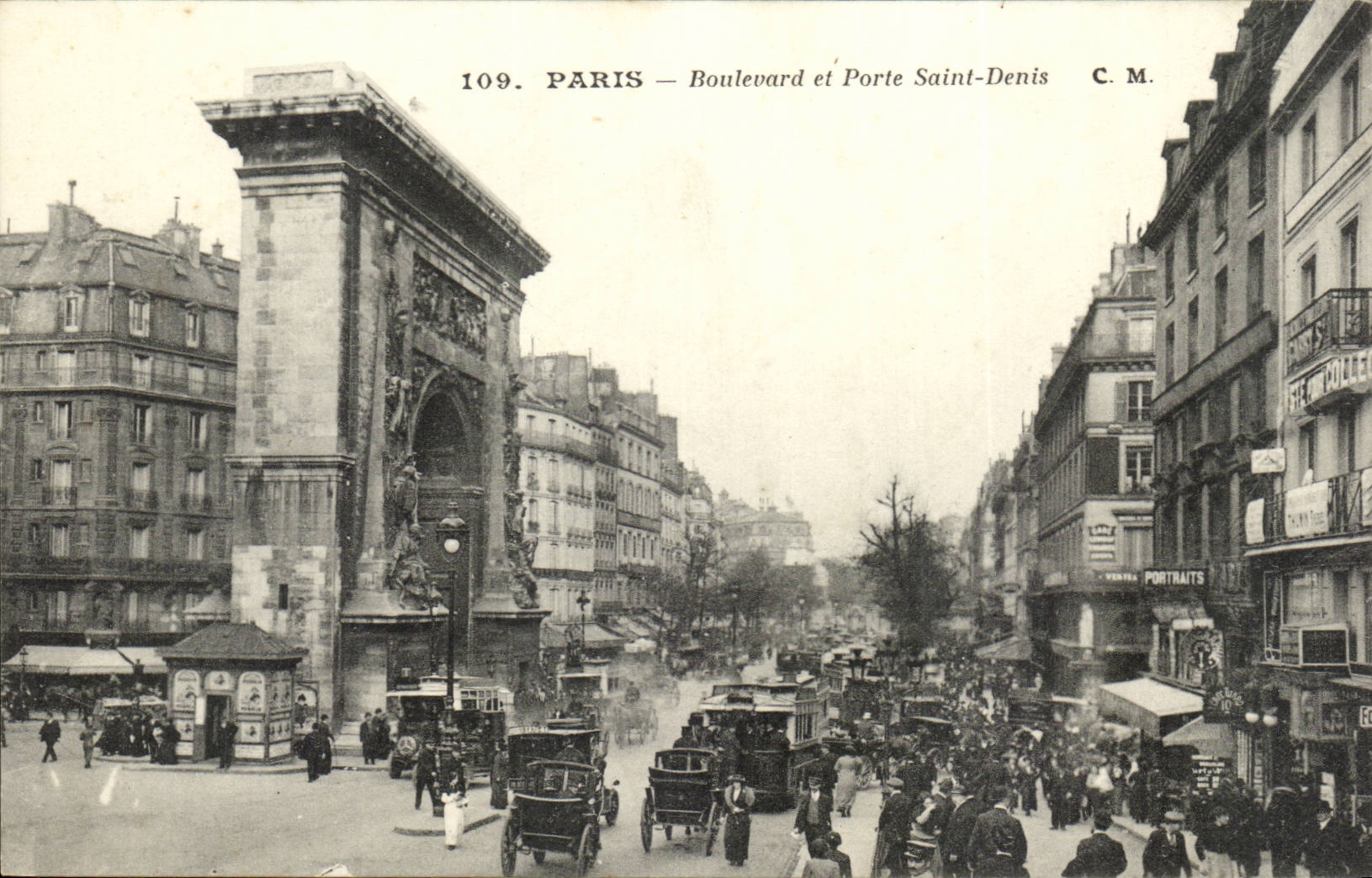 Paris CPA Boulevard et Porte Saint denis
