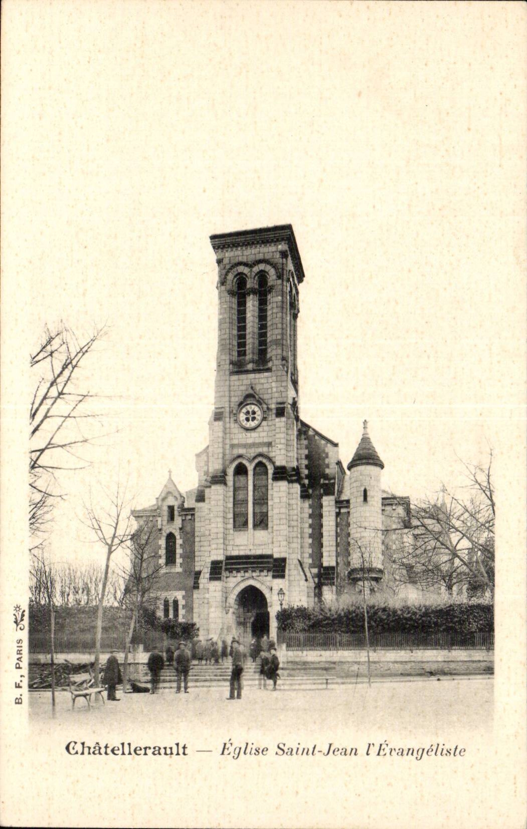 Chatellerault CPA Eglise Saint Jean l'evangeliste