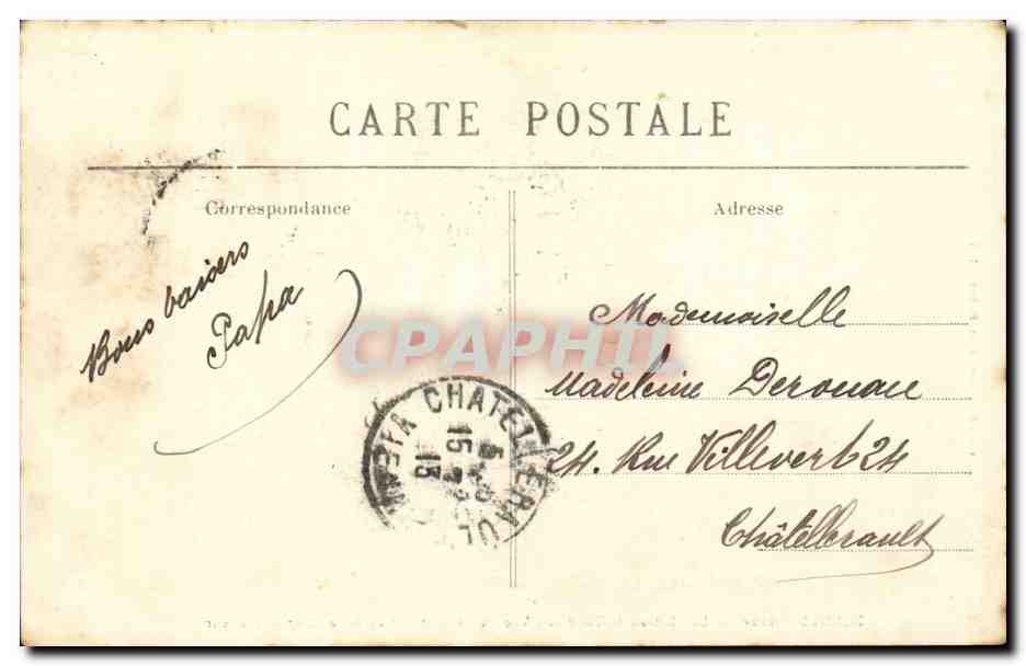 BONNES (Vienne) — Le Château de Touffou — Vue Générale et Entrée de la Cour d'Honneur — Julius Robonson, phot. Pottier - 903 — Verso