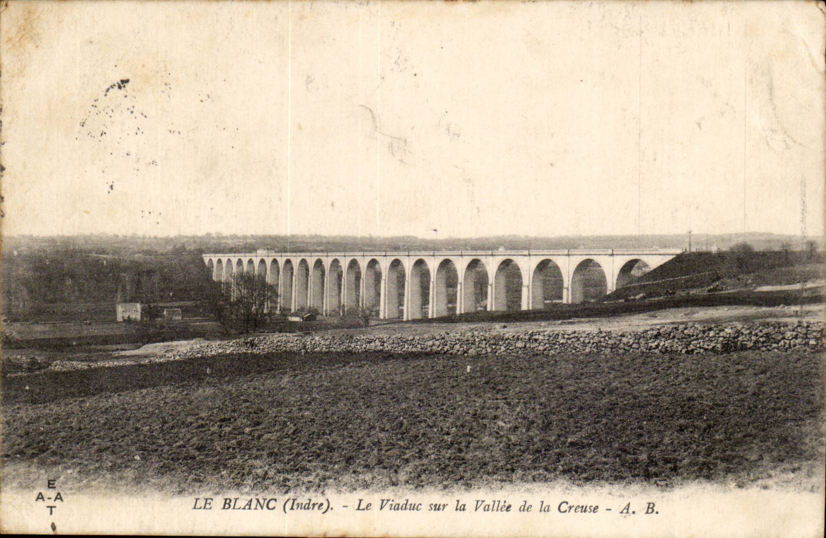 Le Blanc CPA Le viaduc sur la vallee de la Creuse