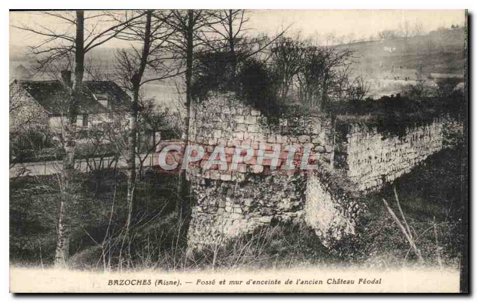 Brâzoches (Risne) — Fossé et mur d'enceinte de l'ancien Château Féodal — CPAPHIL