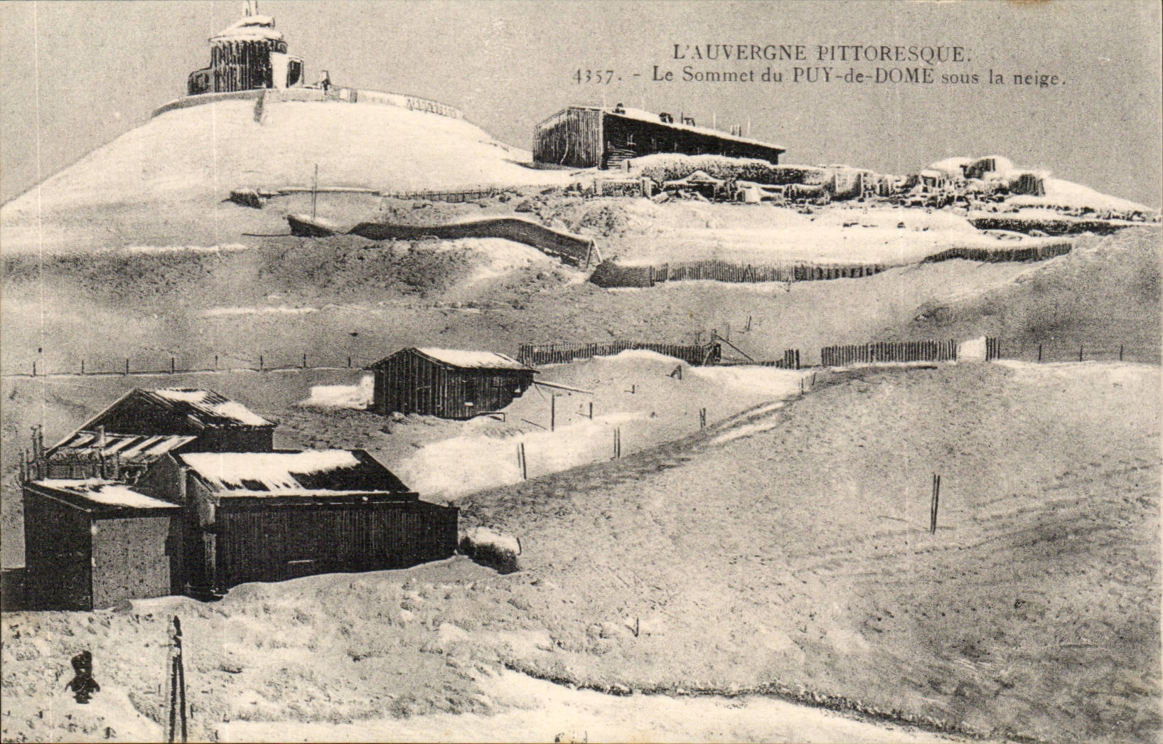 Auvergne CPA Sommet du Puy de dome sous la neige