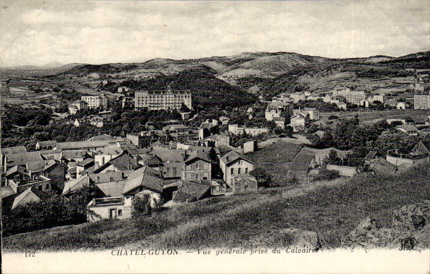 cahtelguyon CPA Vue generale prise du calvaire