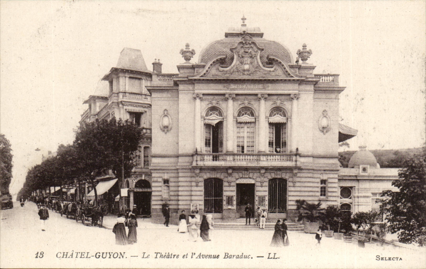 Chatelguyon CPA Le theatre et l'avenue Baraduc