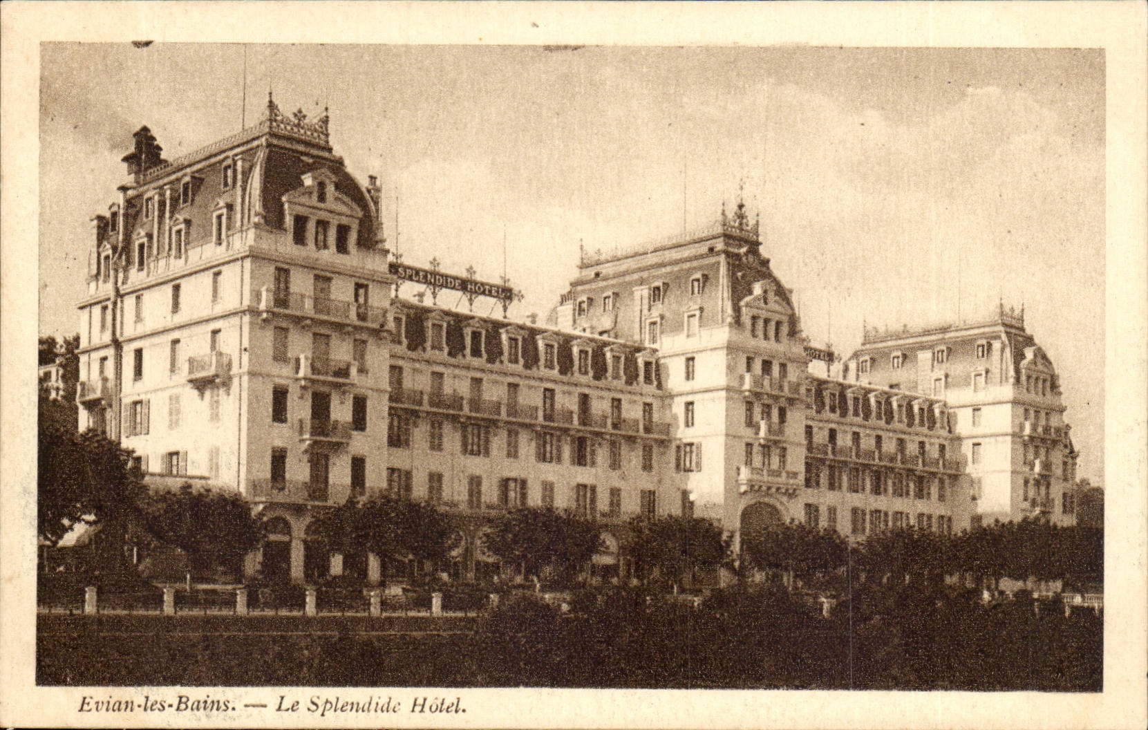 Evian les Bains CPa Le Splendide Hotel