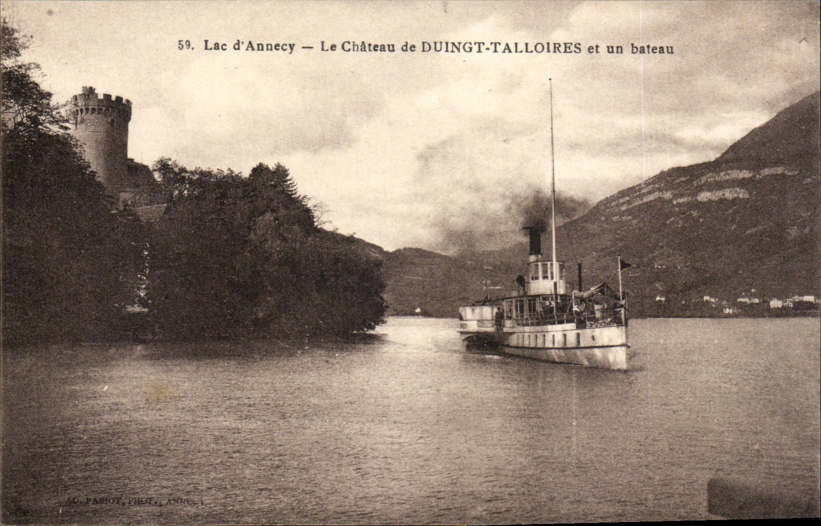 See Annecy — Schloss DUINGT-TALLOIRES und ein Boot — J.-P. PARROT, PHOT. ANNÉCY