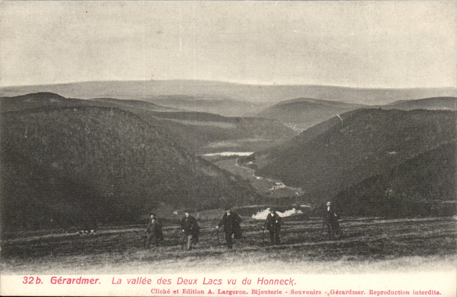 Gerardmer - la Vallee des Deux lacs vu du Honneck - CPA 