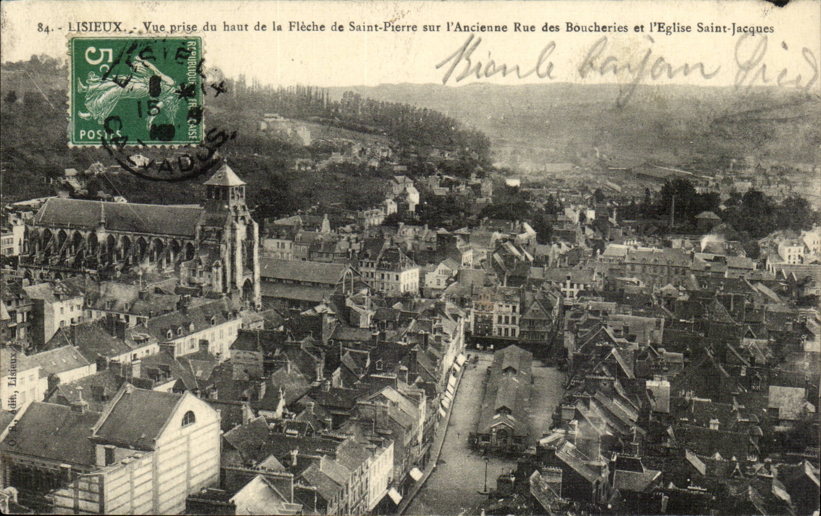 Lisieux — Vue prise du haut de la Flèche de Saint-Pierre sur l'Ancienne Rue des Bouchers et l'Église Saint-Jacques — Éditeur : Lith. Lisieux, n°84