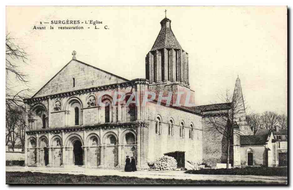 Surgeres - L'Eglise - Avant la Restauration - CPA 