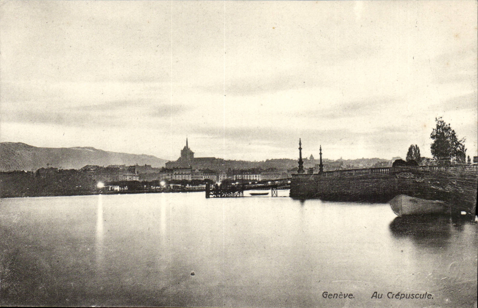 Suisse - Schweiz - Geneve - Au Crepuscule - pli - CPA 