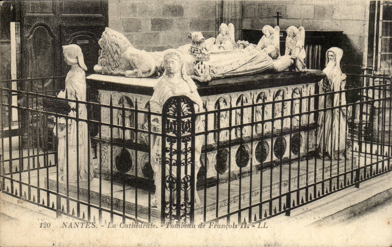 Nantes - La Cathedrale - Tombeau de Francois II - CPA 