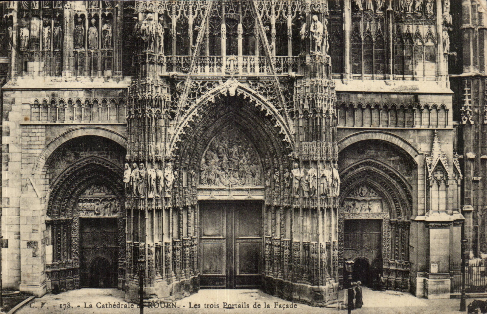 Rouen - La Cathedrale - Les Trois Portails de la Facade - CPA 